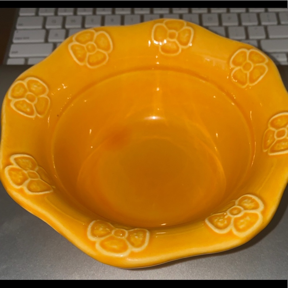 California pottery yellow bowl